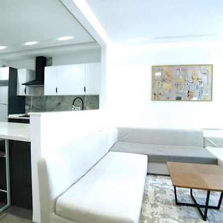 La Cozy Suite 시디부사이드 외부 사진